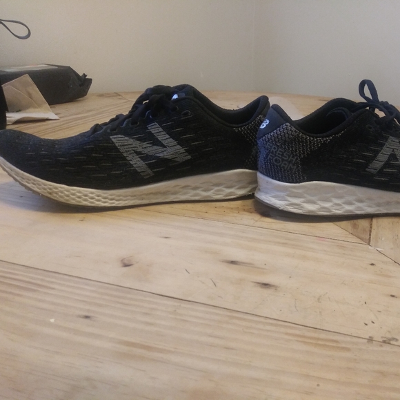 New Balance Zante Pursuit Running Shoes-Black - Picture 2 of 7